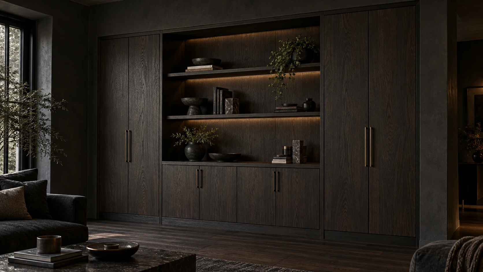 An alcove storage advertisement using the same product image as the campaign page.
